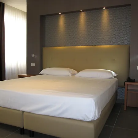 Napolit'amo Medina ホテル 3*