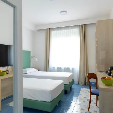 Napolit'amo Medina ホテル 3*
