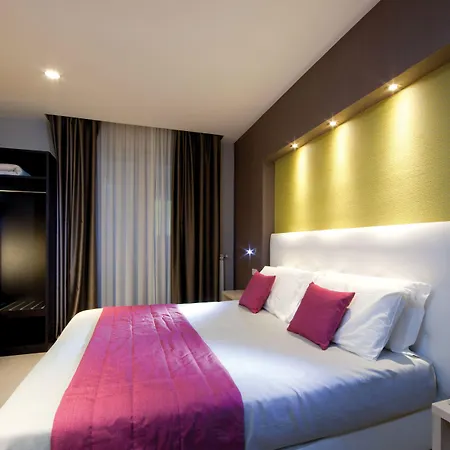 Napolit'amo Medina Hotel 3*