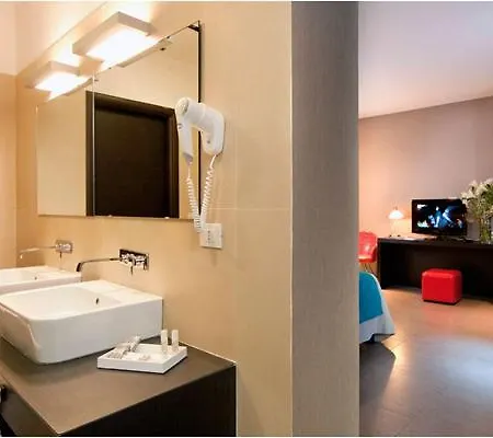 Napolit'amo Medina Hotell